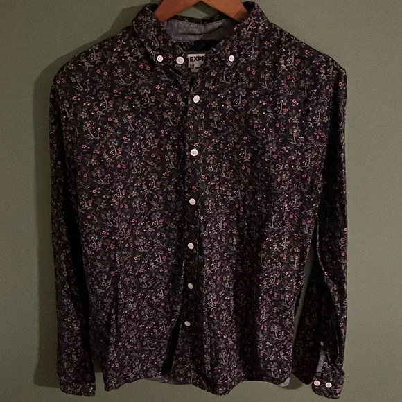 Express - M - Slim Soft Wash Floral Long Sleeve Button Down - Picture 1 of 9
